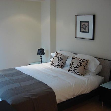 Luxurious Sir John Lyon Serviced Apartment London Exterior photo